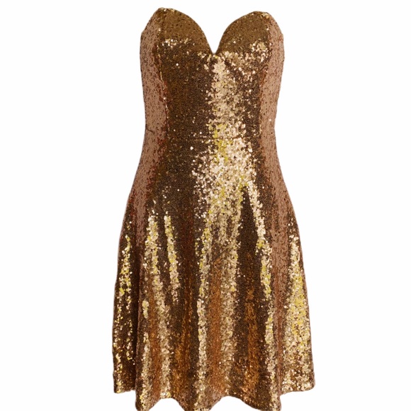 Charlotte Russe Dresses & Skirts - Champagne Gold Sequin Sparkle Strapless Dr…